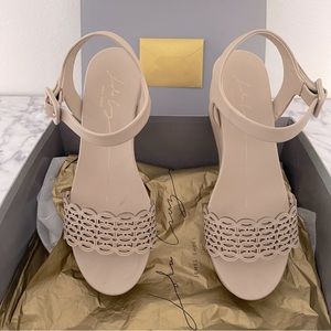 Taupe Leather wedges with cut out strap detail size 37 Lola Cruz